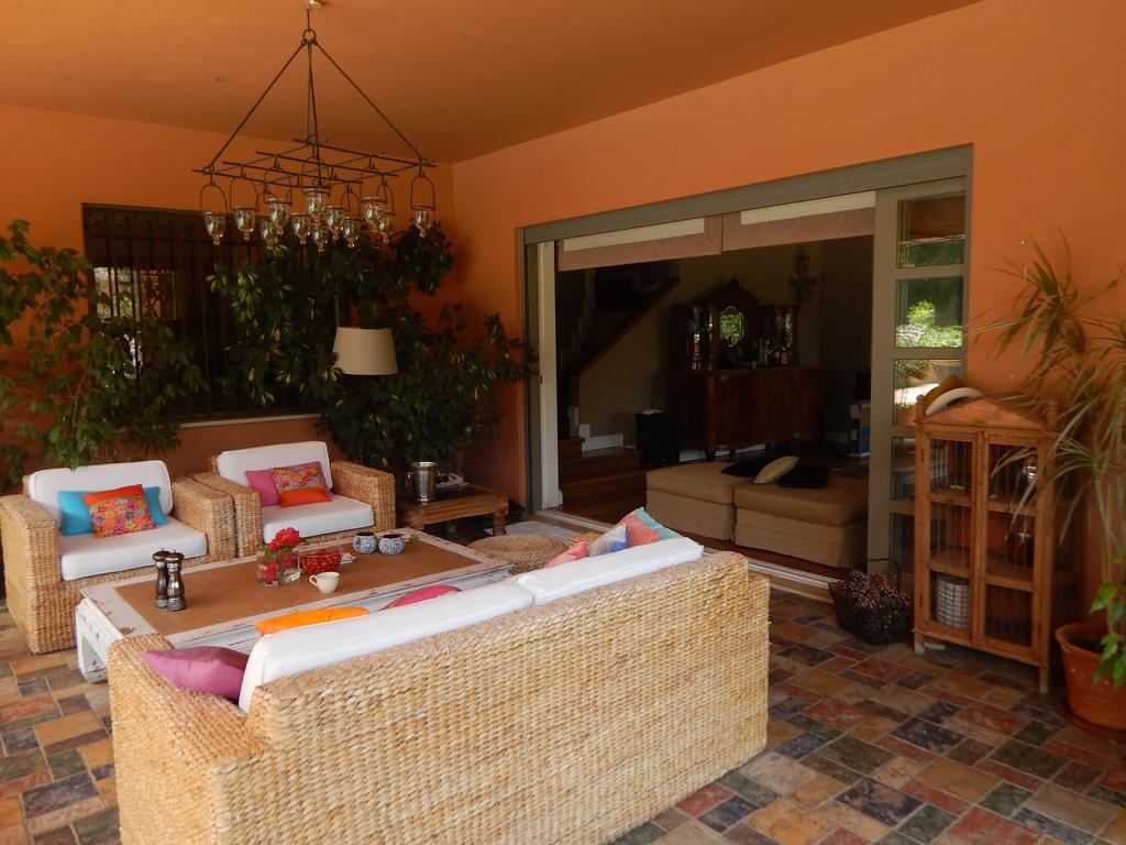 Slow Living Beautiful Villa Rafína Exterior photo